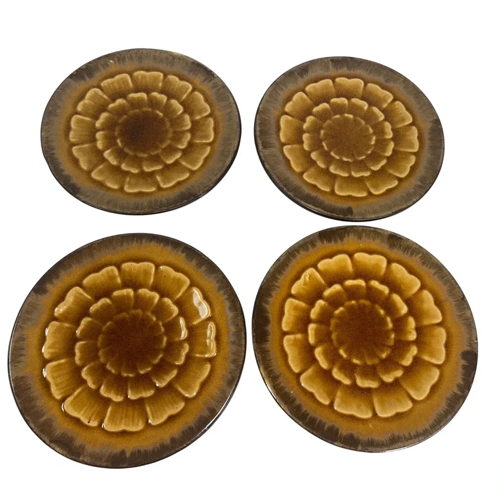 Pier 1‎ Akita Earthenware Plates Set of 4 Brown Gold Floral Design Lotuas Flower